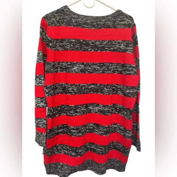 United States Sweaters black and red stripe penguin with reindeer hat sweater - Picture 2 of 7